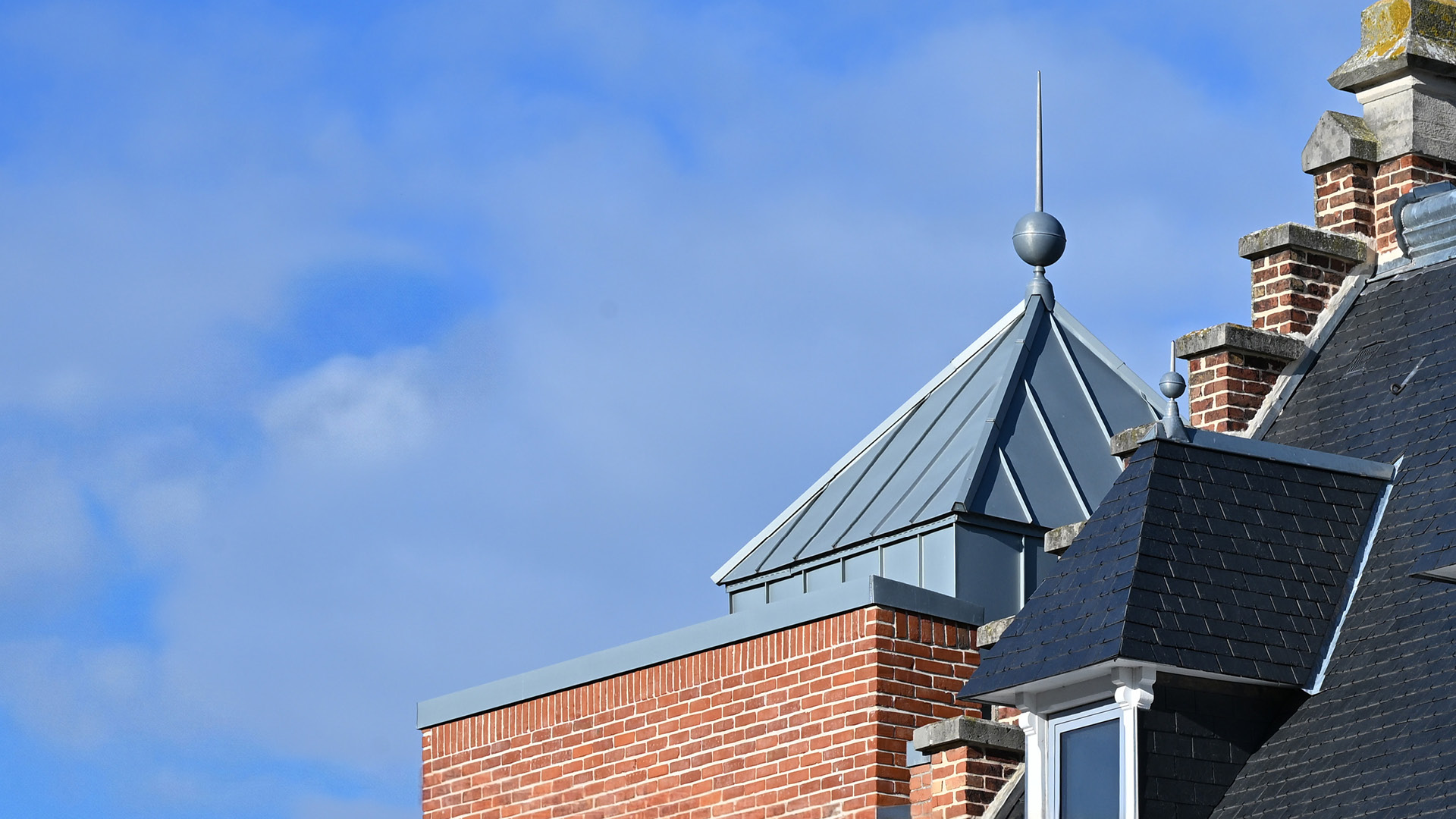 LA-GORGUE-MAIRIE-YVES-WOZNIAK