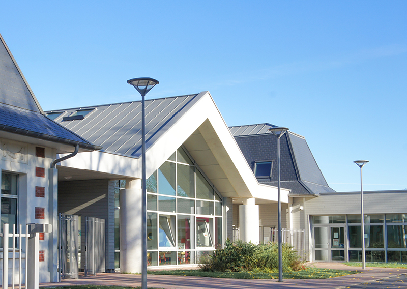 Pôle enfance / périscolaire  DOUVRIN