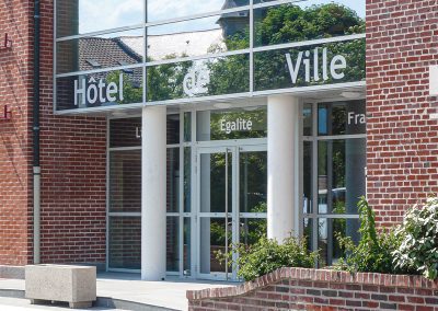 Hôtel de Ville   VIOLAINES