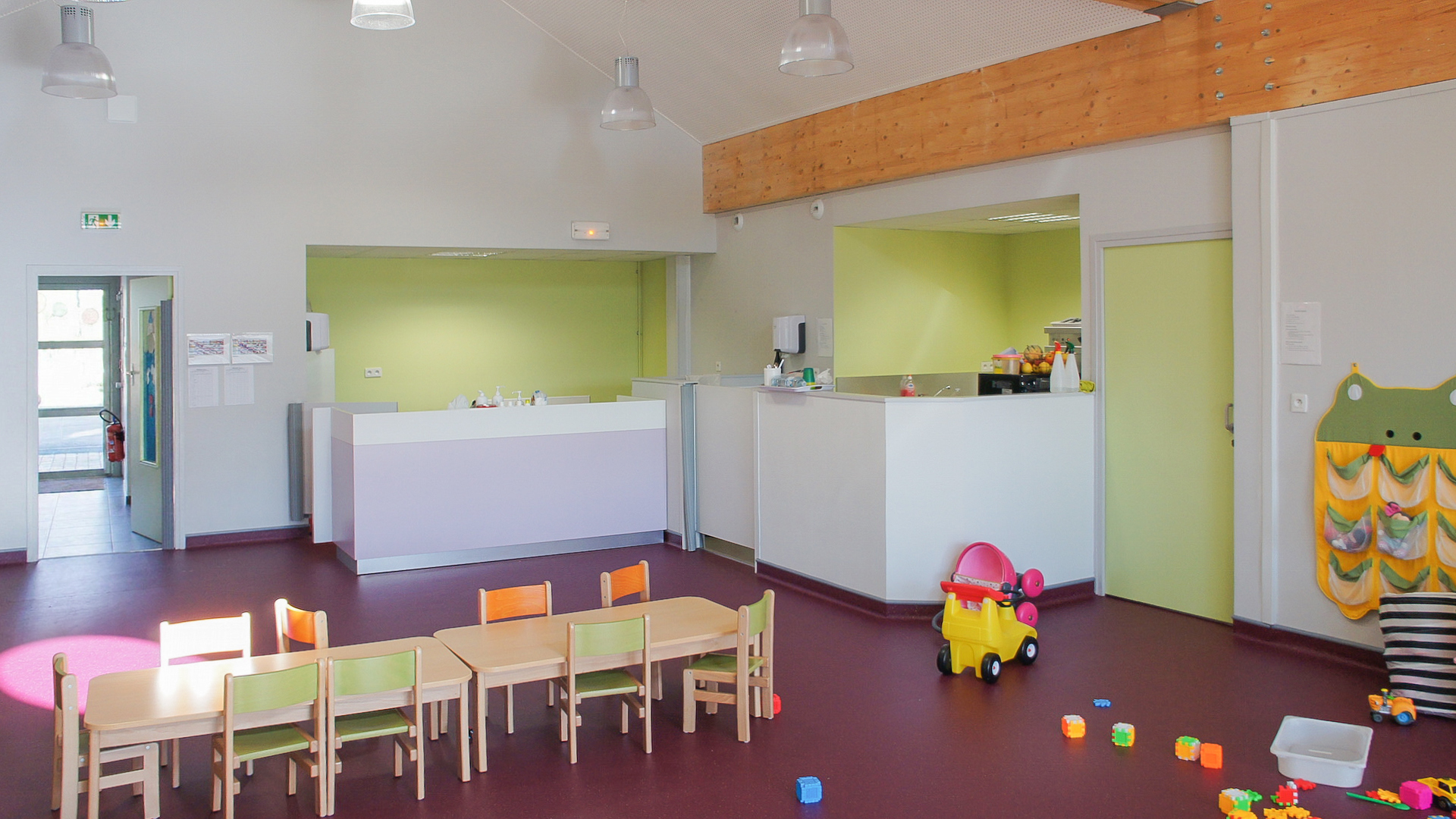 ANNEQUIN-CRECHE-YVES-WOZNIAK-1