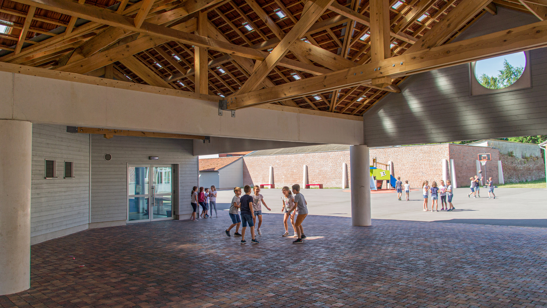 ANNEQUIN-ECOLE-DU-CENTRE-YVES-WOZNIAK-0