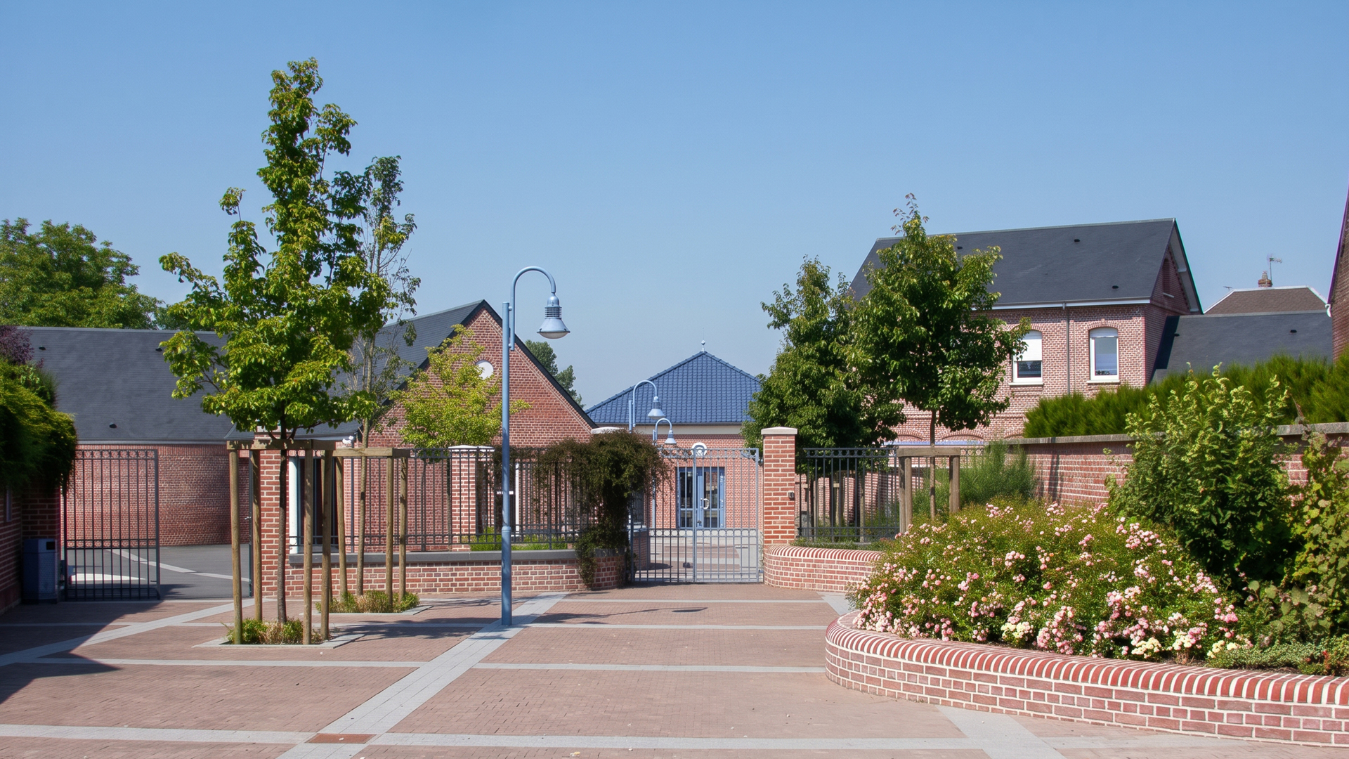 BETHENCOURT-GROUPE-SCOLAIRE-YVES-WOZNIAK-1