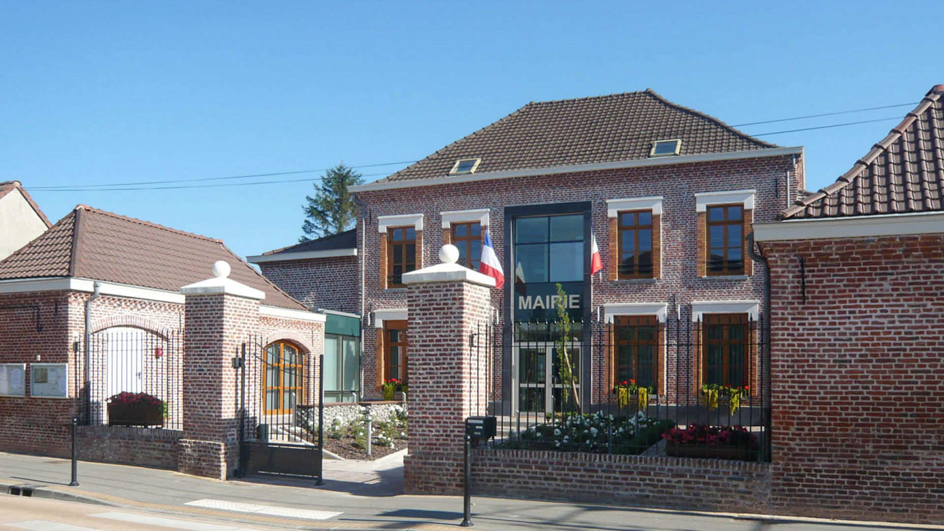 FOURNES-EN-WEPPES-MAIRIE-YVES-WOZNIAK-1