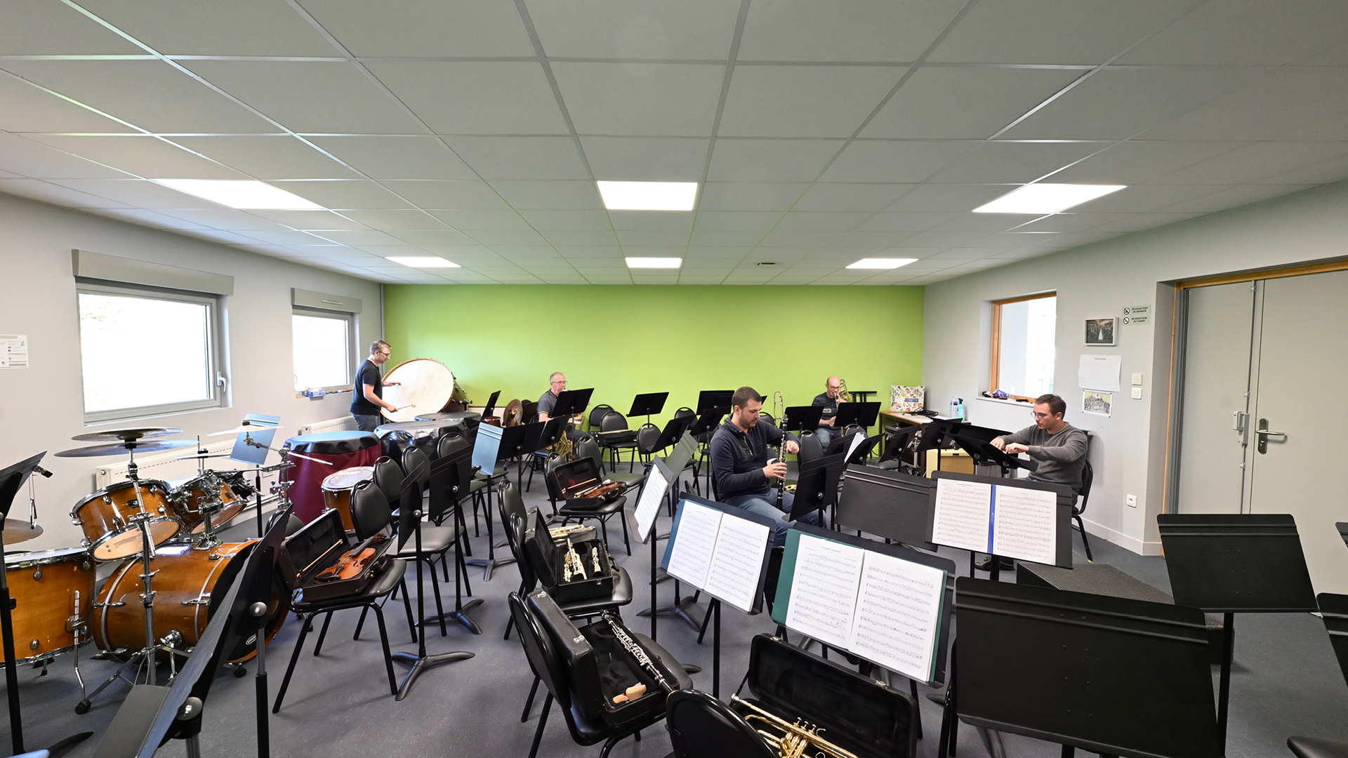 ILLIES-ESPACE-BELTRAME-YVES-WOZNIAK-1