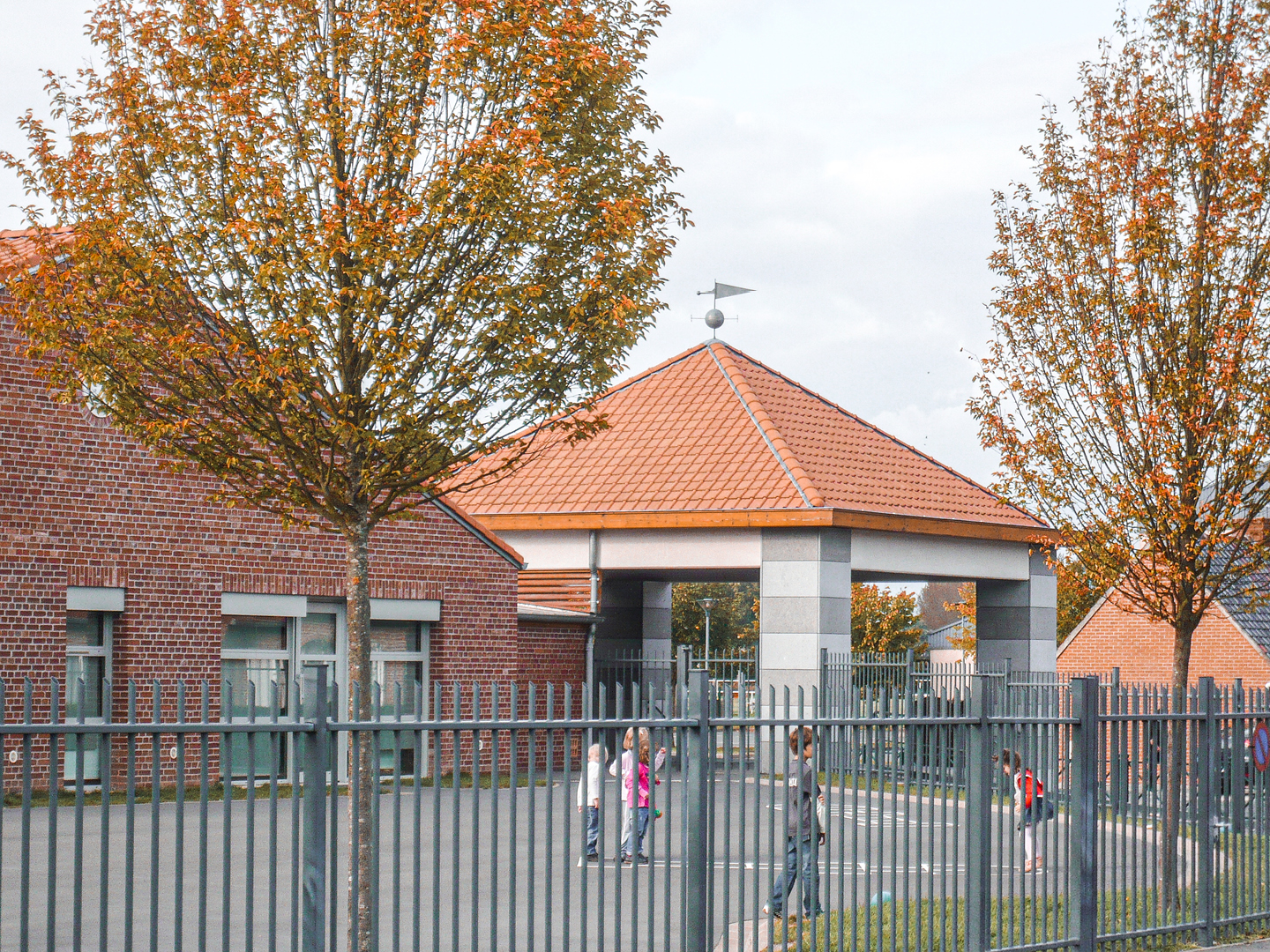 LECELLES-GROUPE-SCOLAIRE-YVES-WOZNIAK-1
