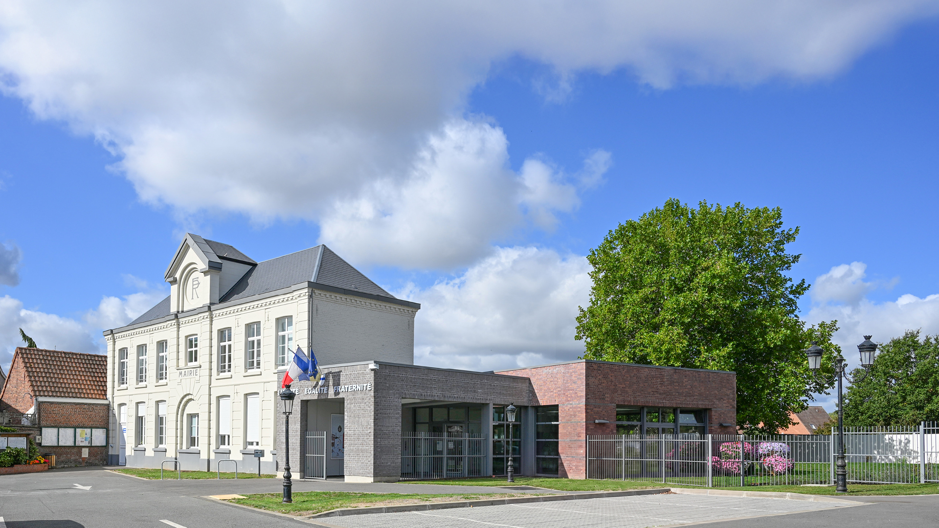 MARQUILLIES-MAIRIE-YVES-WOZNIAK-0
