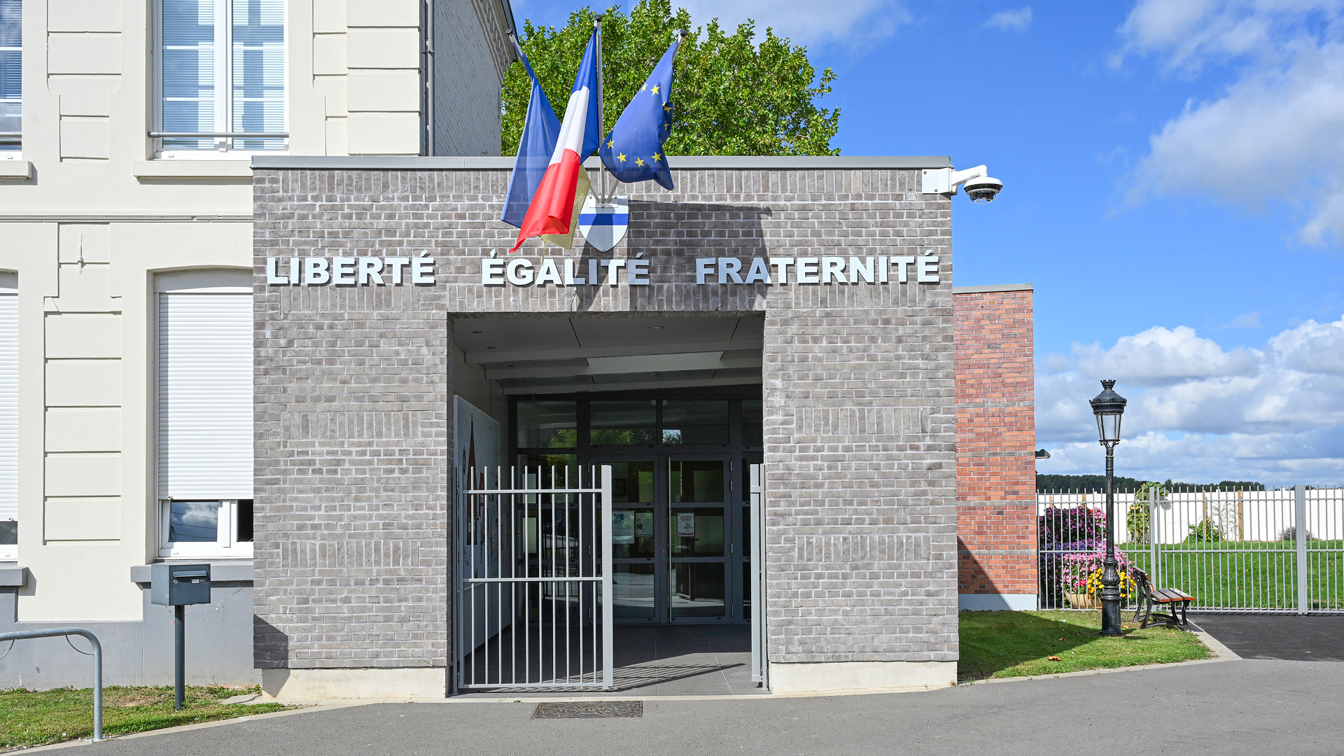 MARQUILLIES-MAIRIE-YVES-WOZNIAK-0