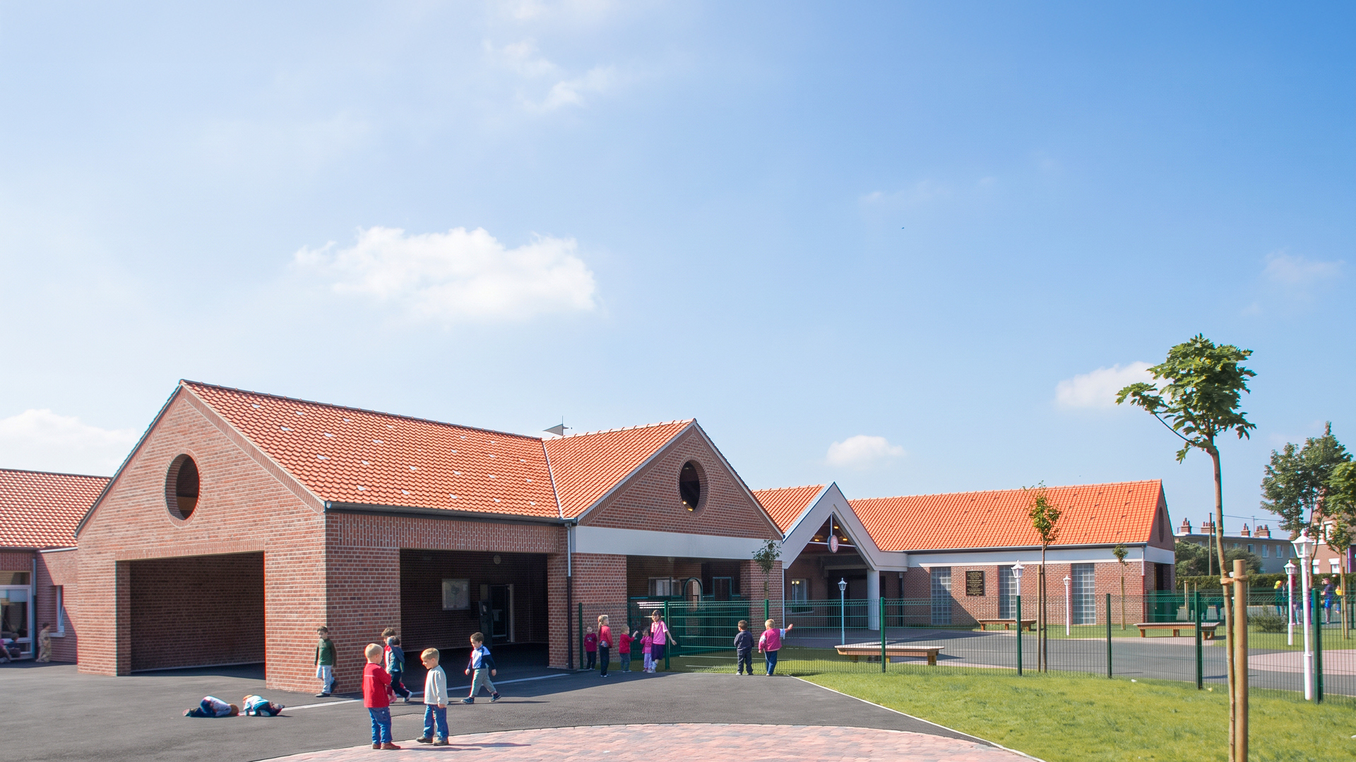WATTRELOS-GROUPE-SCOLAIRE-LAVOISIER-YVES-WOZNIAK-